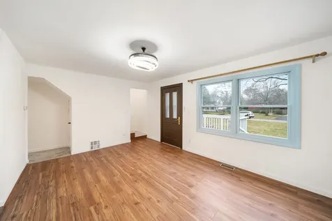 28W686 Townline Road Warrenville IL 60555
