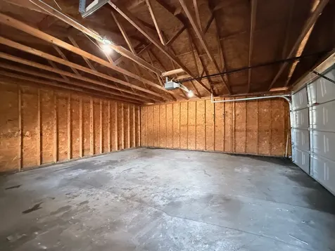 15565 Madison Avenue Dolton IL 60419
