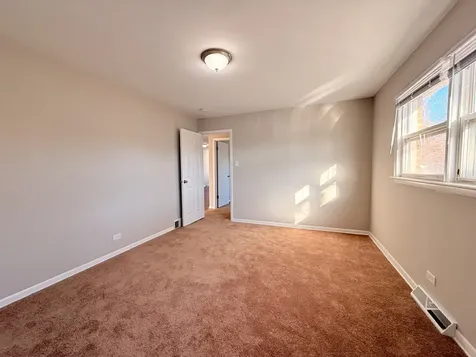 15565 Madison Avenue Dolton IL 60419