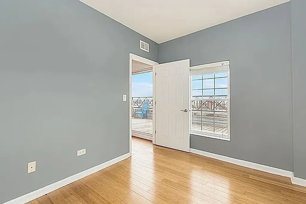 5300 North Lincoln Avenue Chicago IL 60625