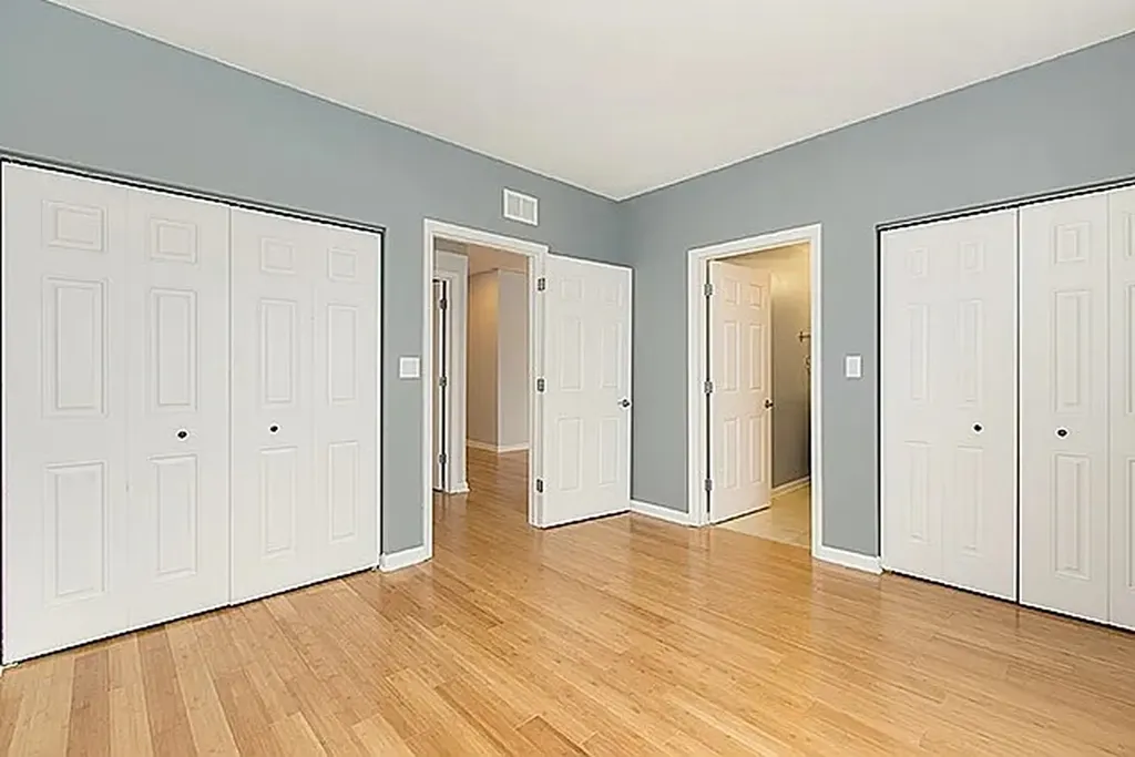 5300 North Lincoln Avenue Chicago IL 60625