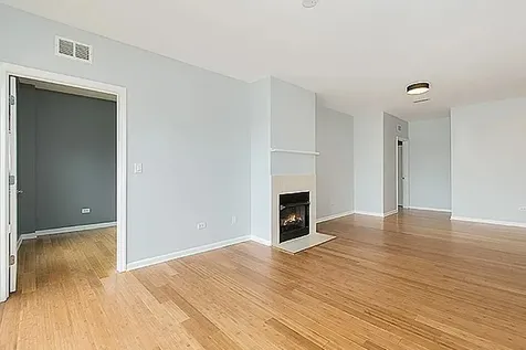 5300 North Lincoln Avenue Chicago IL 60625