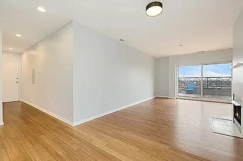 5300 North Lincoln Avenue Chicago IL 60625