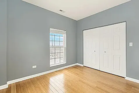 5300 North Lincoln Avenue Chicago IL 60625