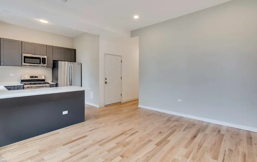 4525 South Evans Avenue Chicago IL 60653