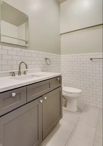 4525 South Evans Avenue Chicago IL 60653