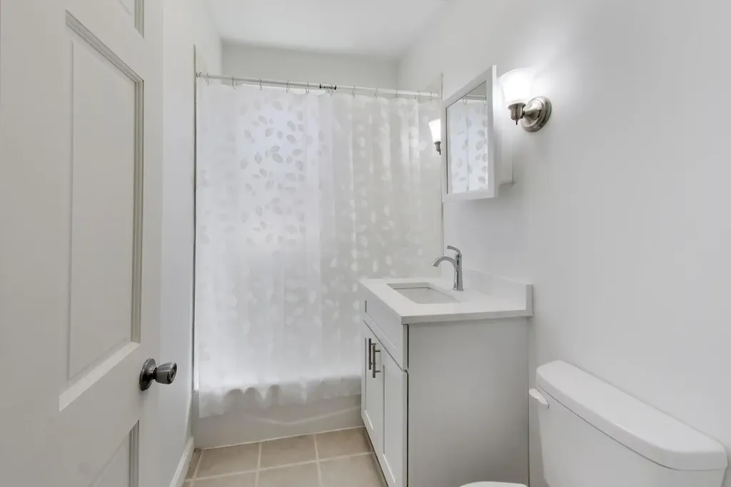 736 North Spaulding Avenue Chicago IL 60624