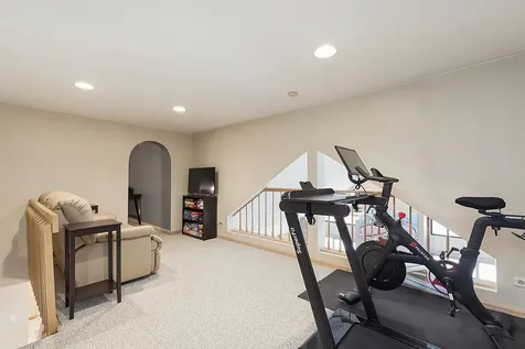 18245 66TH Court Tinley Park IL 60477