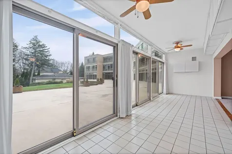 1 North Dee Road Park Ridge IL 60068