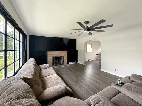 243 West Patton Street Paxton IL 60957