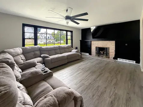 243 West Patton Street Paxton IL 60957