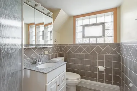 4249 Custer Avenue Lyons IL 60534