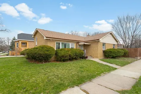 4249 Custer Avenue Lyons IL 60534