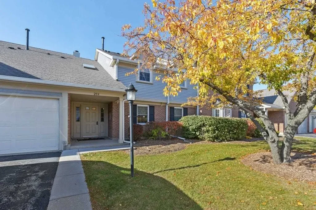 204 Dublin Lane Schaumburg IL 60194