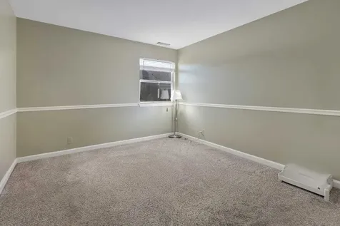204 Dublin Lane Schaumburg IL 60194