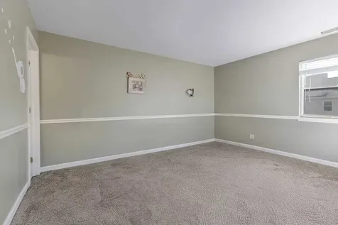 204 Dublin Lane Schaumburg IL 60194