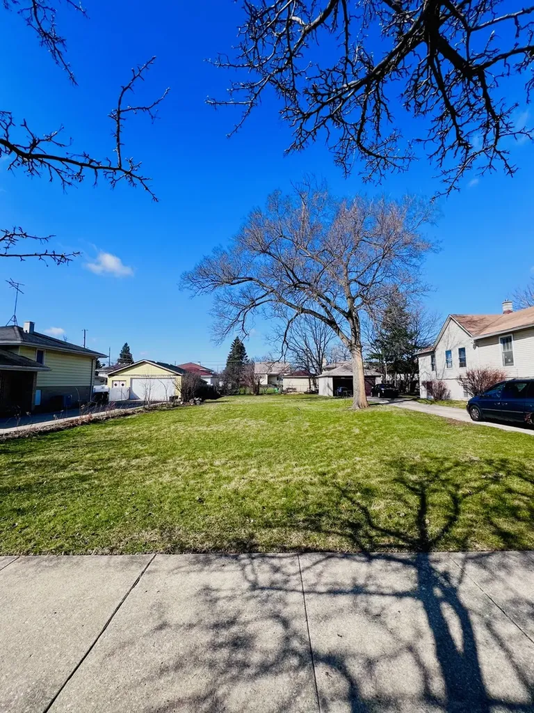 4534 Arthur Avenue Brookfield IL 60513