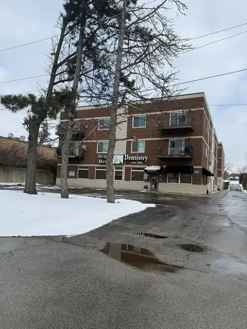 6961 Vine Street Indian Head Park IL 60525
