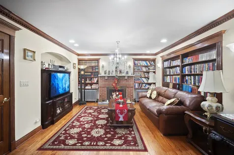 300 North Bradley Road Lake Forest IL 60048