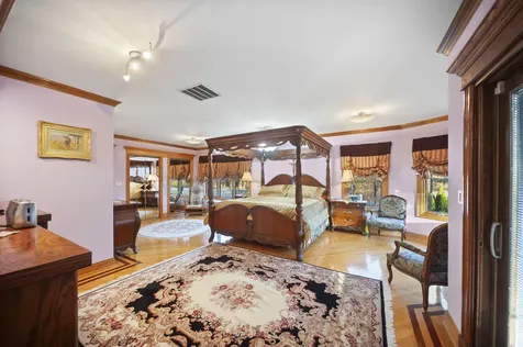 300 North Bradley Road Lake Forest IL 60048