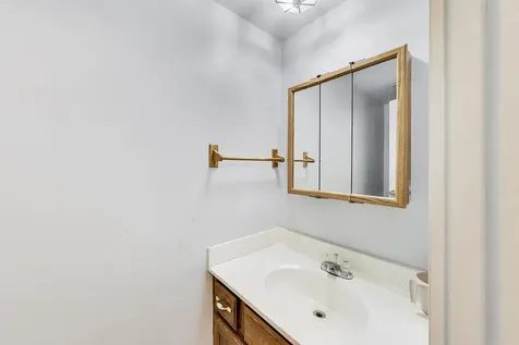 121 Gregory Street Aurora IL 60504