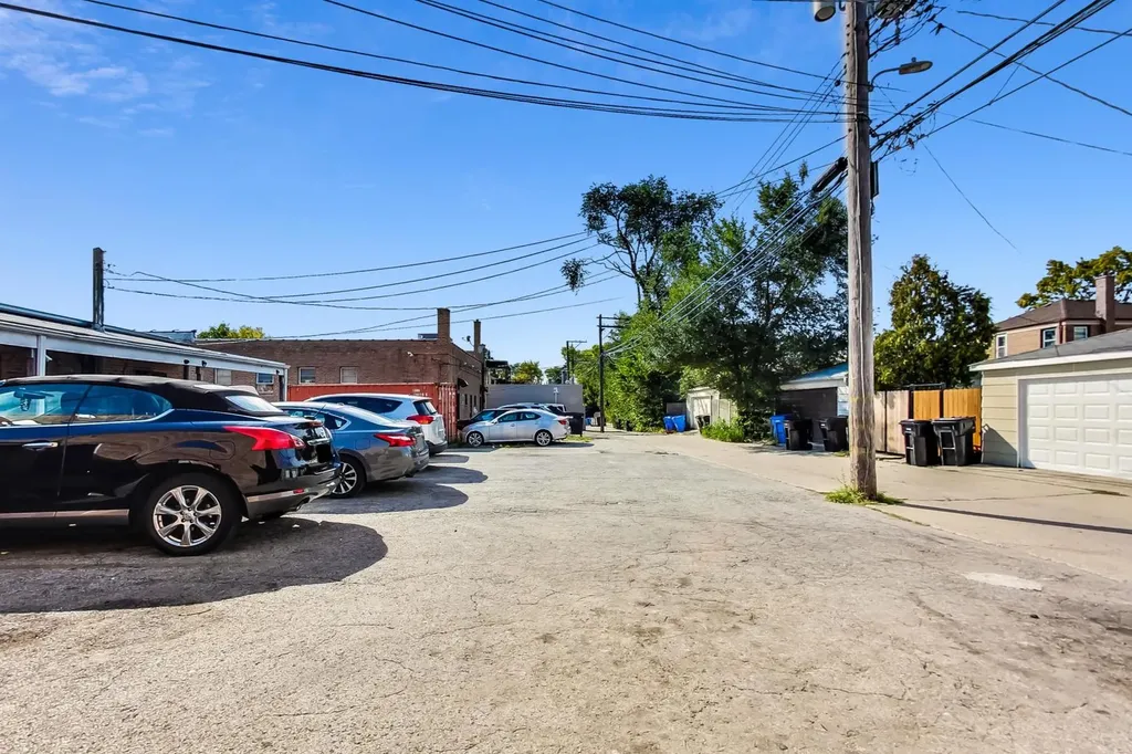 2628-34 West Touhy Avenue Chicago IL 60645