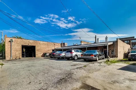 2628-34 West Touhy Avenue Chicago IL 60645