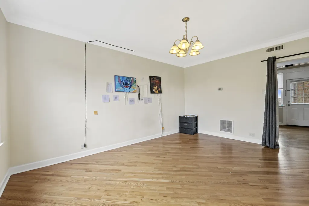 6457 North California Avenue Chicago IL 60645