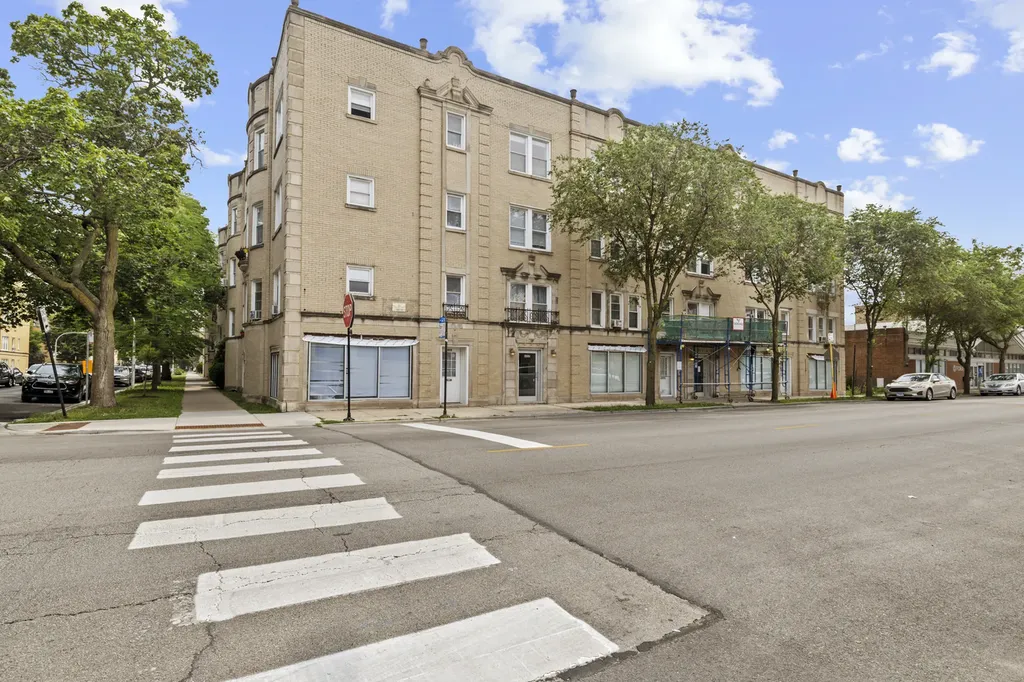 6457 North California Avenue Chicago IL 60645