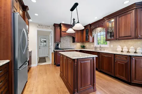 13423 Hunt Master Lane Lemont IL 60439