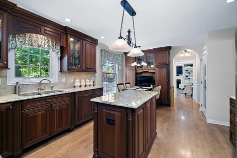 13423 Hunt Master Lane Lemont IL 60439