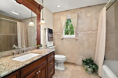 13423 Hunt Master Lane Lemont IL 60439