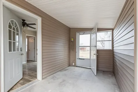 3808 15TH Street B Moline IL 61265