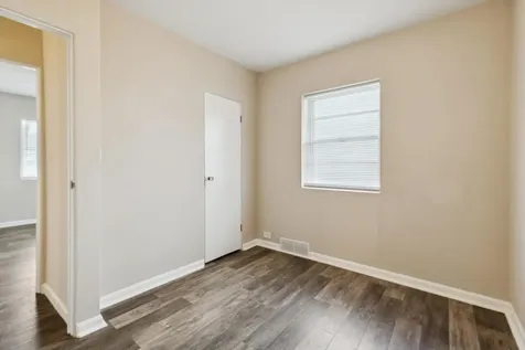 3808 15TH Street B Moline IL 61265