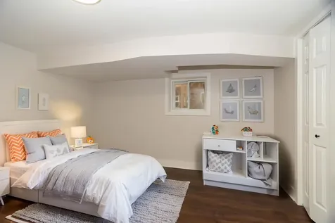 5529 West Cornelia Avenue Chicago IL 60641