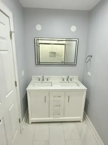 4907 West Walton Street Chicago IL 60651