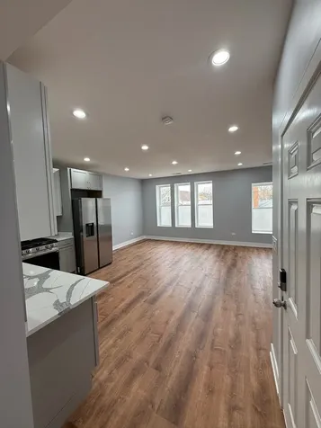 4907 West Walton Street Chicago IL 60651