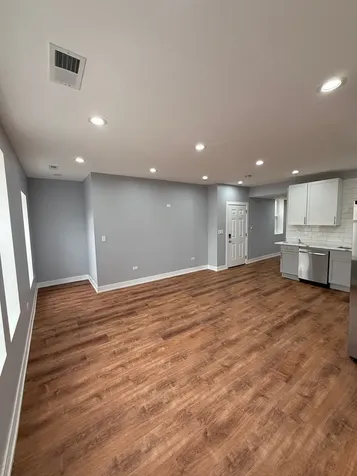 4907 West Walton Street Chicago IL 60651