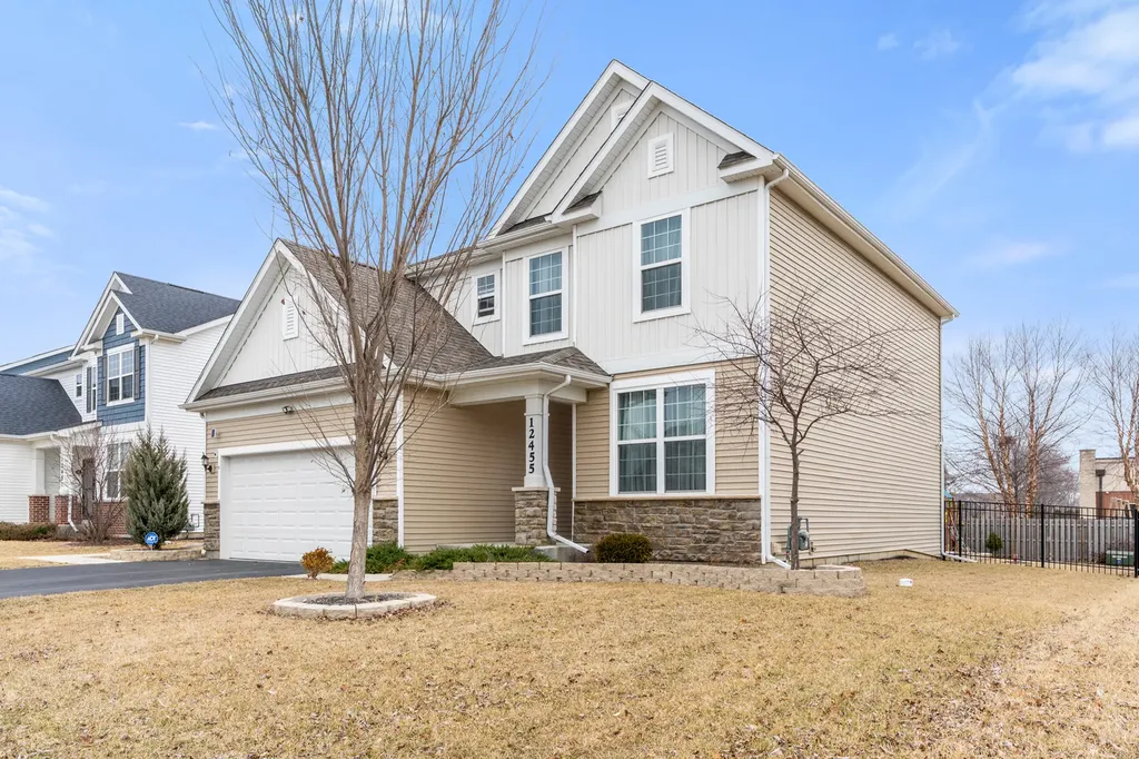 12455 South Compass Avenue Plainfield IL 60585