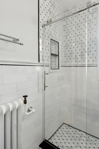 1205 West Sherwin Avenue Chicago IL 60626