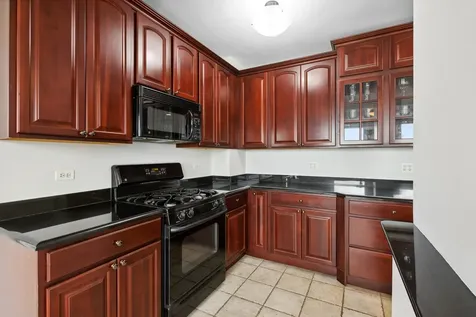 1205 West Sherwin Avenue Chicago IL 60626