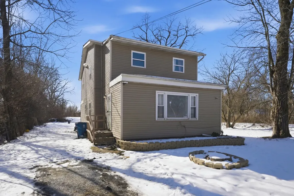 1773 East 158th Street South Holland IL 60473