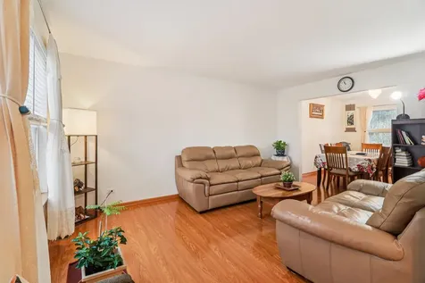 2070 Foxtail Drive Aurora IL 60504