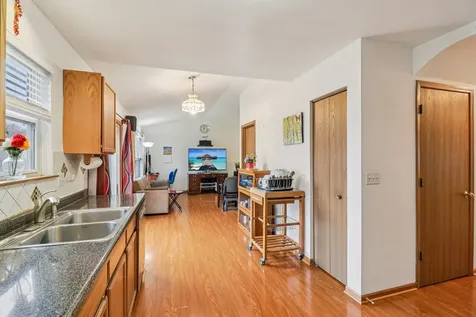 2070 Foxtail Drive Aurora IL 60504
