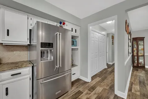 22506 South Queens Court Joliet IL 60404