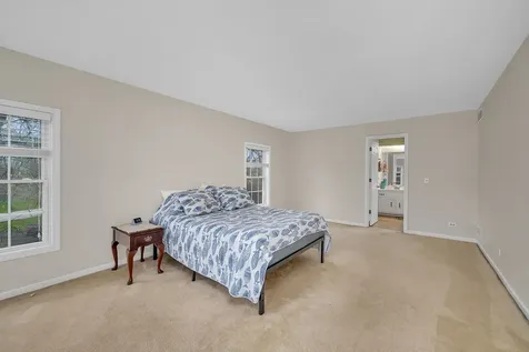 22506 South Queens Court Joliet IL 60404