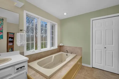 22506 South Queens Court Joliet IL 60404