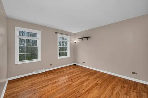 22506 South Queens Court Joliet IL 60404