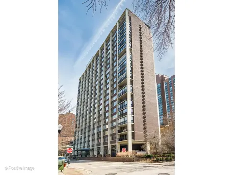 1 East Schiller Street Chicago IL 60610