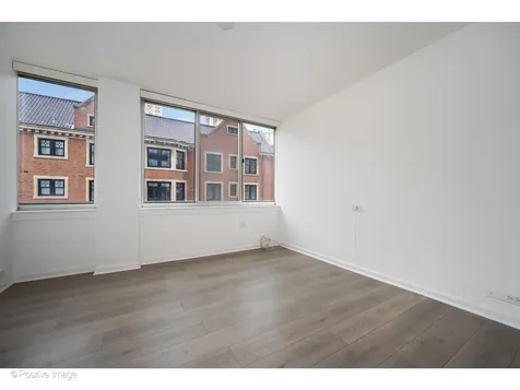 1 East Schiller Street Chicago IL 60610